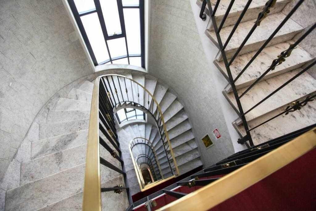 Sanpietro Allorto 22 Duomo Suite Dom12 Milaan Buitenkant foto
